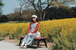 Ingin tampil cantik dan imut? Contek 8 gaya selebgram Vanessa Andrea