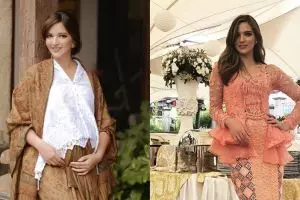 7 Pesona Nia Ramadhani saat pakai kebaya, cantiknya bikin nggak kedip