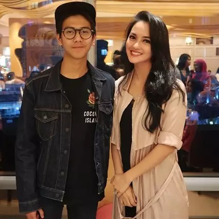 Ketemu Iqbaal, begini kehebohan Ririn Ekawati yang bikin Nindy cemburu