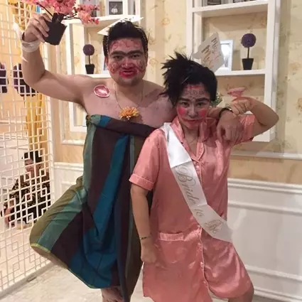 10 Potret kejutan bridal shower Chikita Meidy, wajahnya jadi perhatian