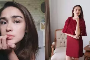 7 Potret Yasmine Wildblood saat berhijab, gayanya bikin hati adem