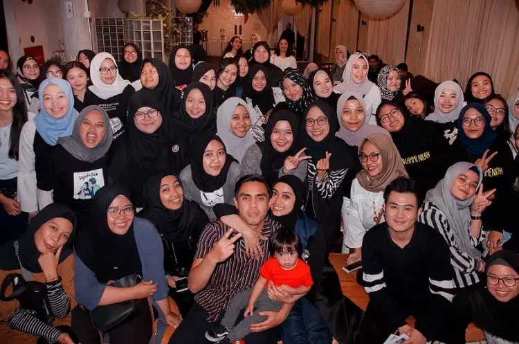 Momen seru 7 seleb buka puasa bareng fansnya di Ramadan 2018