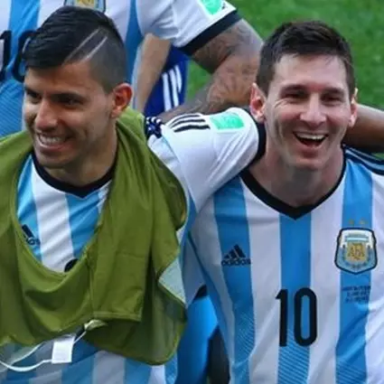 Ini pesan unik di pintu kamar tidur Messi dan Aguero di Rusia