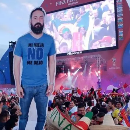 Viral kisah suporter Meksiko yang dilarang istrinya ke Rusia