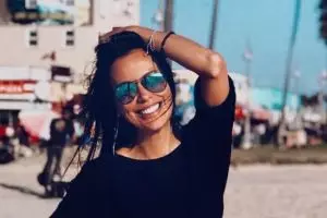 Unggah foto kenakan hijab simpel, Sophia Latjuba tuai pujian