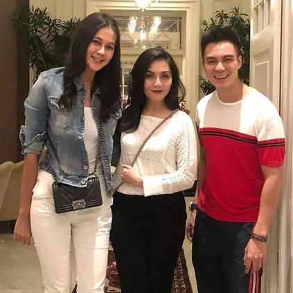 Baim Wong posting foto bareng kekasihnya, komentar Chicco jadi sorotan