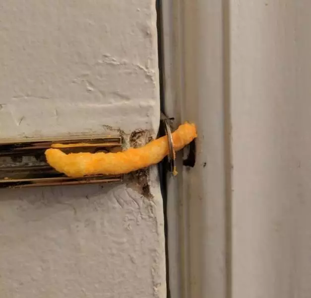 10 Potret cara mengatasi keadaan darurat ini bikin tepuk jidat