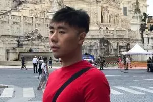 Posting foto liburan, hidung Roy Kiyoshi jadi sorotan netizen