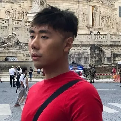 Posting foto liburan, hidung Roy Kiyoshi jadi sorotan netizen