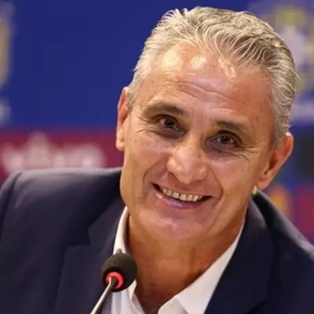 Momen pelatih Brasil saat merayakan gol, bikin ngakak