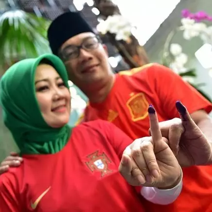 8 Momen Atalia setia dampingi Kang Emil hingga menang quick count