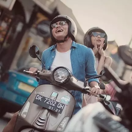 Duet bareng, begini 9 potret keseruan Rizky Febian &amp; Mikha Tambayong