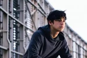 Unggah foto gaya rambut baru, Al Ghazali disebut mirip CR7