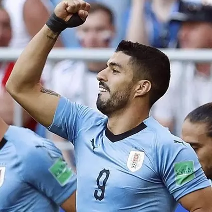 Suarez selebrasi kemenangan sebelum laga lawan Prancis, ini alasannya