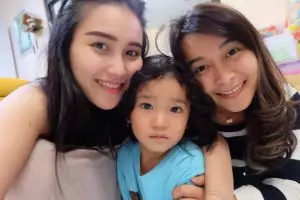 Tirukan gaya Mamah Dedeh, aksi anak Ayu Ting Ting ini curi perhatian