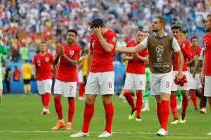 Ini kelakuan cuek WAGs pemain Inggris saat saksikan timnya kalah