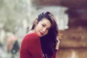 Pamer wajah makeup freckles, Velove Vexia disebut mirip seleb Korea