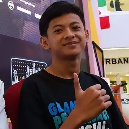 7 Prestasi memukau Rizky Faidan, atlet belia Esport PES Indonesia