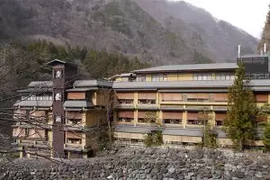 Berusia 1.300 tahun, begini 5 potret hotel tertua di dunia