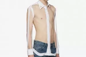 Harga kemeja menerawang ini nggak disangka, bikin mata melotot