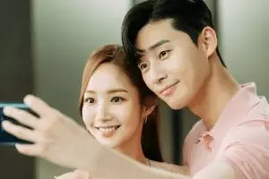 11 Potret Park Park Couple di balik layar Why Secretary Kim