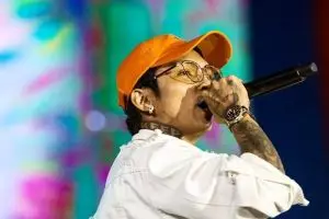 Gara-gara unboxing album BLACKPINK, reaksi Young Lex ini tuai hujatan