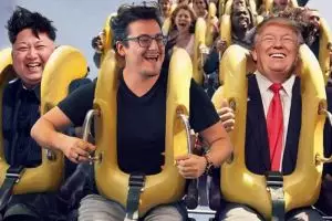 Pria ini edit 10 fotonya dengan tokoh dunia, hasilnya kocak abis