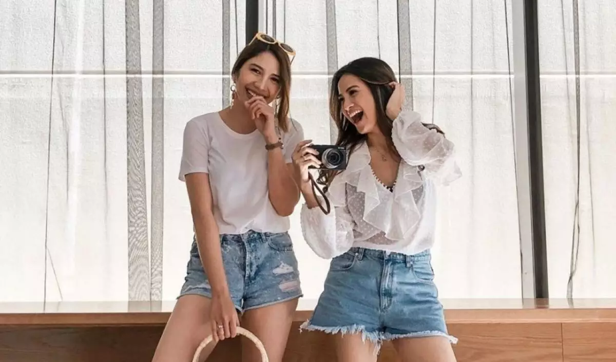 Ikut suami ke Australia, ini 7 beda gaya Acha Septriasa & Acha Sinaga