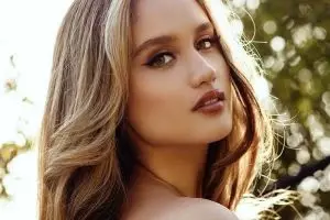 4 Seleb Tanah Air masuk nominasi 100 wanita tercantik dunia 2018