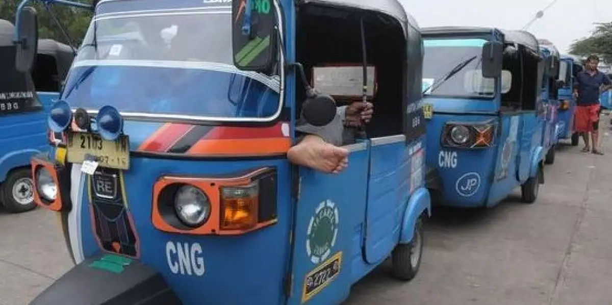 Meski terkesan lambat, bajaj ini disulap jadi kendaraan patroli polisi