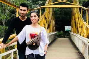 10 Aksi memukau Abid Zia di lintasan balap, calon suami Raya Kitty