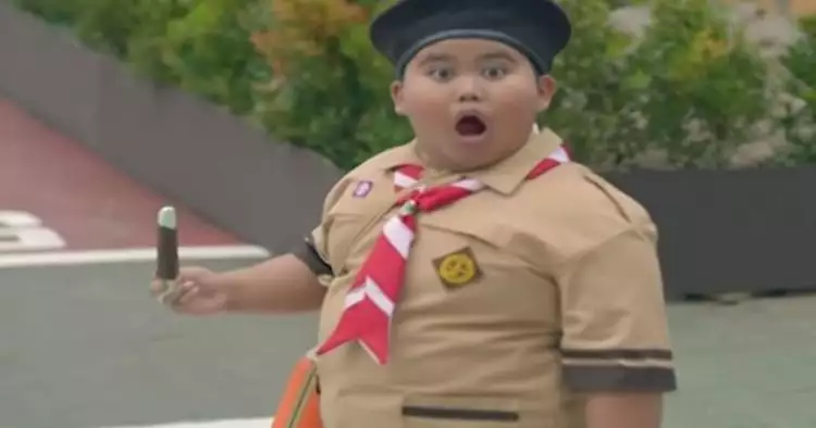 10 potret menggemaskan Fairel, bocah melongo saat Jokowi naik moge