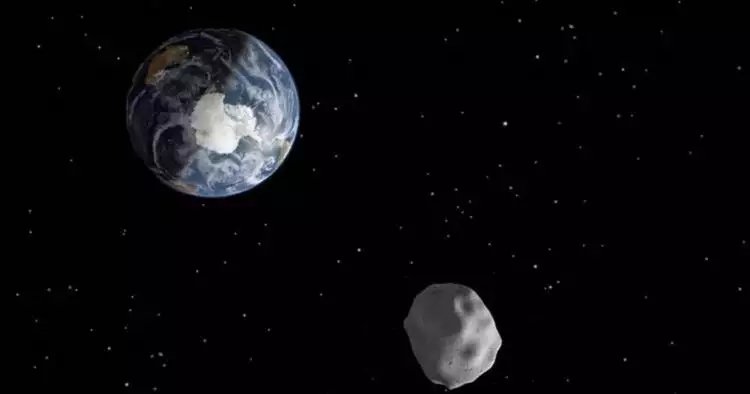 Asteroid raksasa akan lintasi bumi, lebih besar dari Piramida Mesir