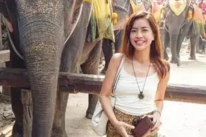 Proses sidang cerai, 5 seleb ini terlihat asyik liburan ke luar negeri