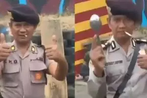 Viral polisi jago lempar pisau hingga cangkul, ini fakta sosoknya