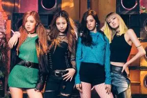 Pemotretan 12 idol K-Pop ini bukti hasil Photoshop tak selalu sempurna