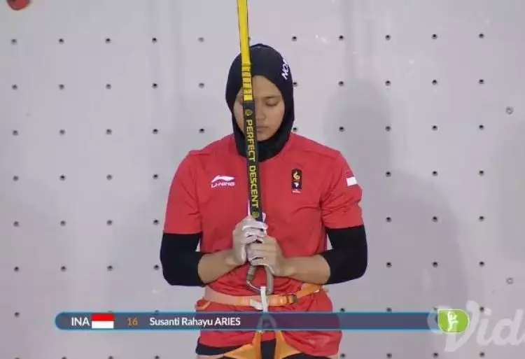 Keren, regu putri panjat tebing sumbang medali emas ke-21 Indonesia