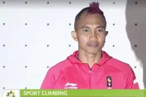 Luar biasa, regu putra panjat tebing sumbang satu emas dan satu perak