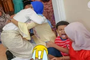 Gagal haru, yang dilakukan mempelai pria saat sungkeman ini kocak pol