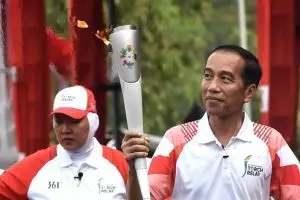 Ini bukti ramahnya Jokowi saat nonton Asian Games 2018