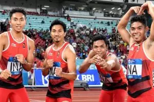Dahsyat, Lalu Zohri dkk raih perak lari 4 x 100 meter putra