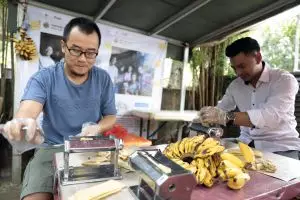 Punya 9 varian rasa, penjual pisang molen ini raup Rp 2 juta/hari