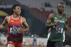 Pulang kampung, Zohri jadi sukarelawan PMI bantu korban bencana Lombok