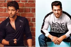 4 Aktor Bollywood ini suka pamer perut sixpack, bikin cewek deg-degan