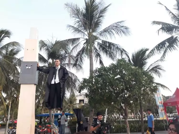 Tahun baru Islam di Ancol, pesulap melayang di ketinggian 5 meter