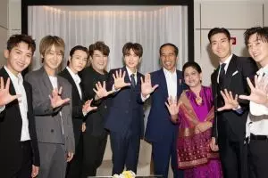 12 Momen kunjungan Jokowi ke Korsel, disambut bak raja & ketemu Suju