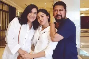 Naysila ungkap rahasia harmonis orangtuanya meski cerai, bikin haru