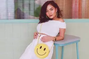 Cara Rachel Goddard tenangkan anaknya yang lagi nangis ini kocak abis