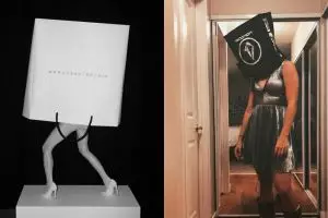 10 Pose tiru pemotretan Victoria Beckham ini konyolnya bikin heran