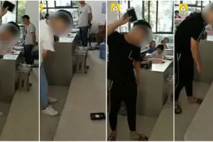 Ketahuan main HP saat pelajaran, 2 siswa banting ponsel di depan kelas